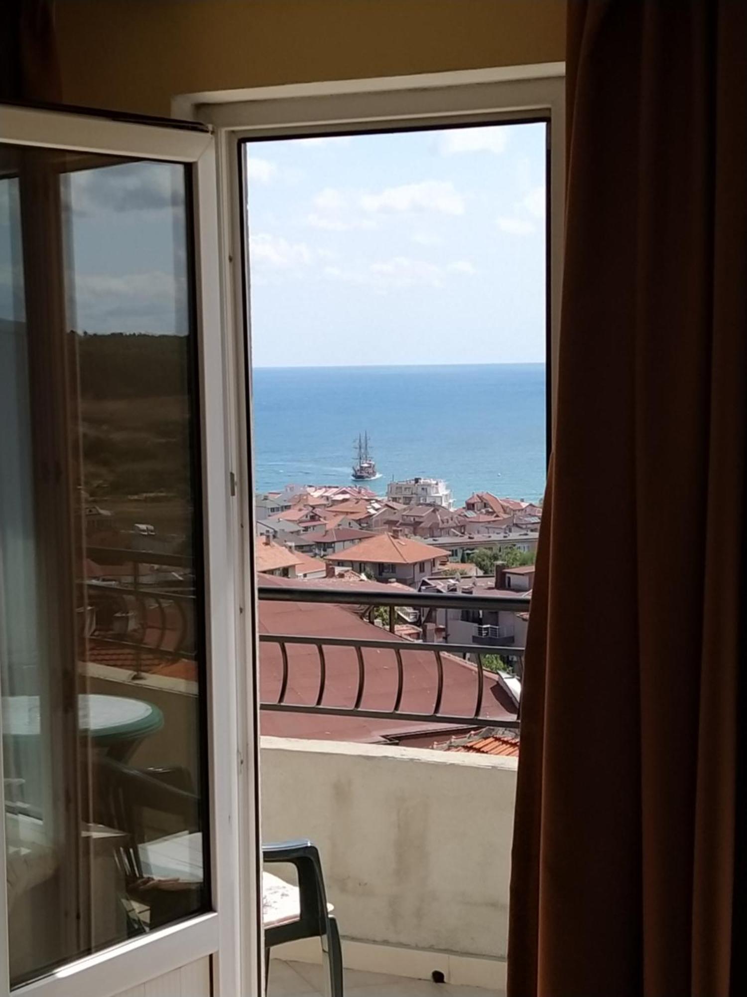 Guest House Polikseni Szozopol Szoba fotó